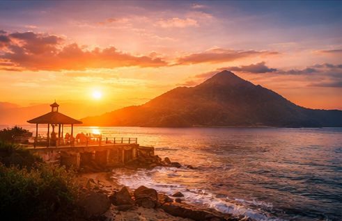Tempat Wisata Sunrise dan Sunset Tercantik di Indonesia