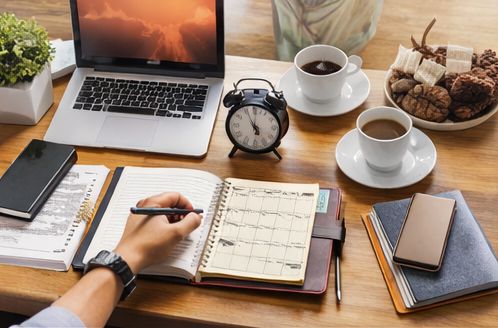 Tips Mengatur Waktu Liburan agar Tetap Produktif